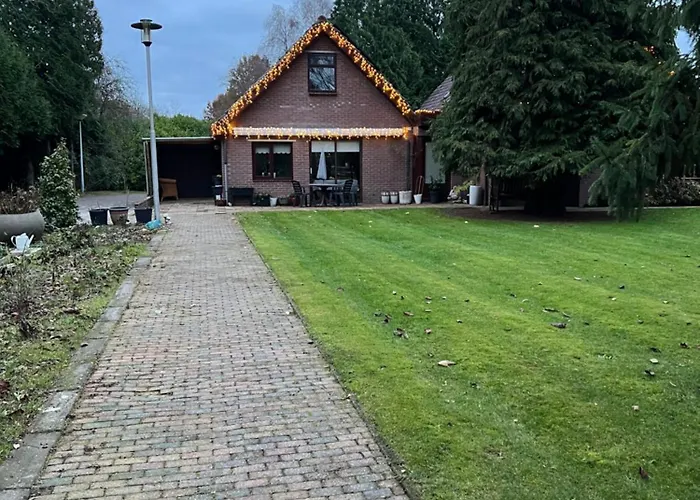 Met 1 Slaapkamer Dom wakacyjny Epe